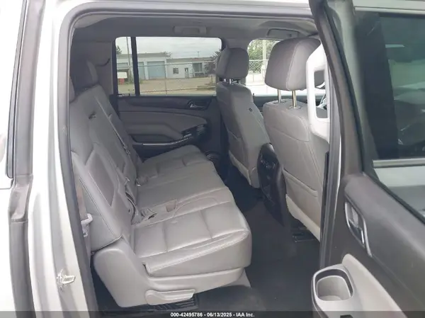 1GNSKHKC4GR479206 2016 CHEVROLET SUBURBAN - Image 8
