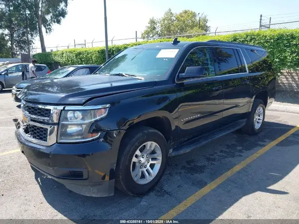 1GNSKHKC4HR161488 2017 CHEVROLET SUBURBAN - Image 2