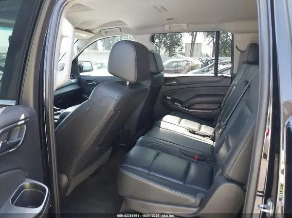 1GNSKHKC4HR161488 2017 CHEVROLET SUBURBAN - Image 8