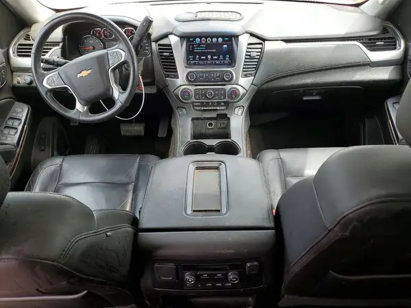 1GNSKHKC4HR184608 2017 CHEVROLET SUBURBAN - Image 8