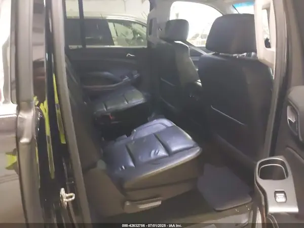 1GNSKHKC4HR199075 2017 CHEVROLET SUBURBAN - Image 8