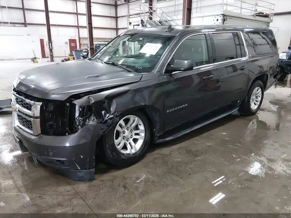 1GNSKHKC4HR202766 2017 CHEVROLET SUBURBAN - Image 2