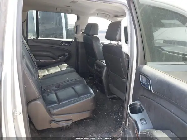 1GNSKHKC4HR224945 2017 CHEVROLET SUBURBAN - Image 8