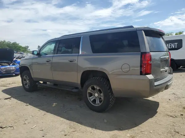 1GNSKHKC4HR255600 2017 CHEVROLET SUBURBAN - Image 2