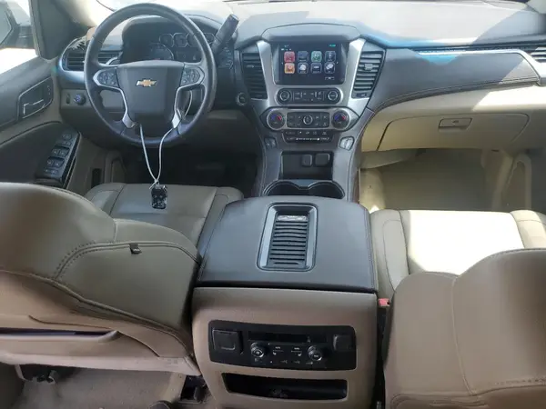 1GNSKHKC4HR255600 2017 CHEVROLET SUBURBAN - Image 8