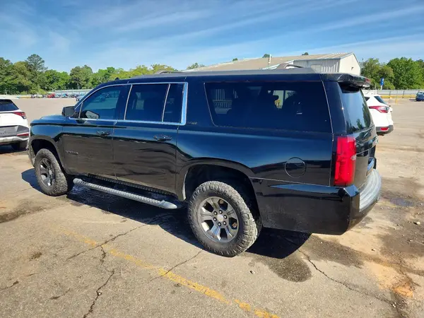 1GNSKHKC4HR272218 2017 CHEVROLET SUBURBAN - Image 2