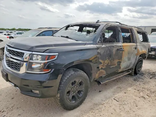 1GNSKHKC4HR307517 2017 CHEVROLET SUBURBAN - Image 1