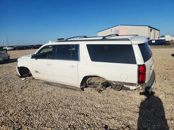1GNSKHKC4HR371279 2017 CHEVROLET SUBURBAN - Image 2