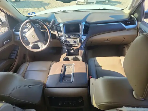 1GNSKHKC4HR371279 2017 CHEVROLET SUBURBAN - Image 8