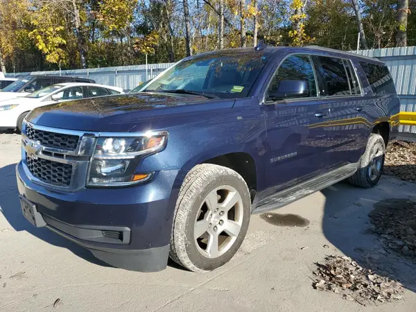 1GNSKHKC4HR381164 2017 CHEVROLET SUBURBAN - Image 1