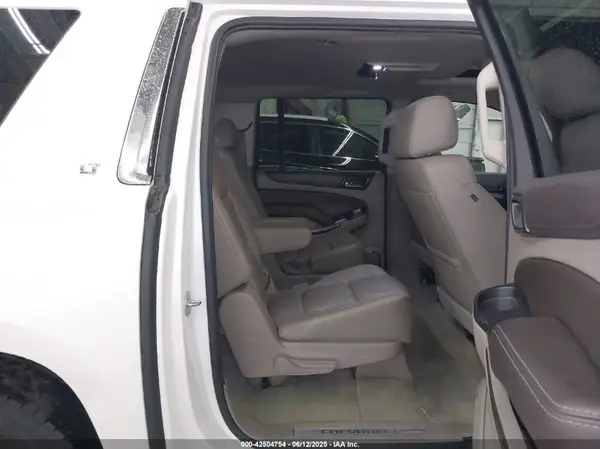 1GNSKHKC4JR101183 2018 CHEVROLET SUBURBAN - Image 8