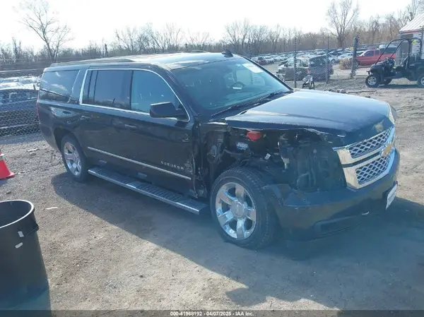 1GNSKHKC4JR172285 2018 CHEVROLET SUBURBAN - Image 1