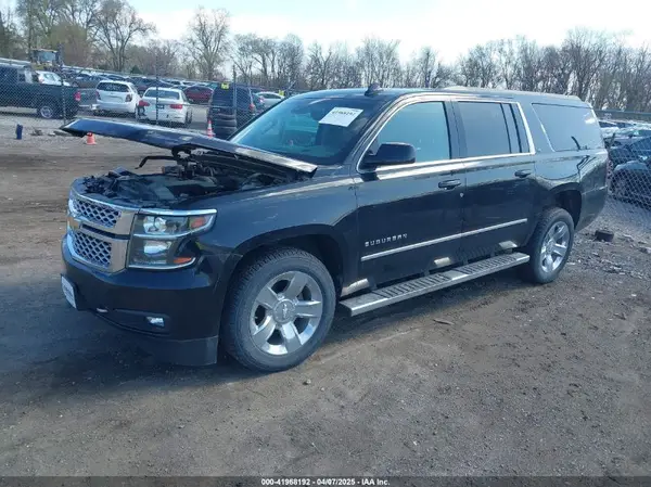 1GNSKHKC4JR172285 2018 CHEVROLET SUBURBAN - Image 2