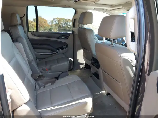 1GNSKHKC4JR211327 2018 CHEVROLET SUBURBAN - Image 8