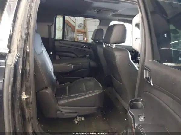 1GNSKHKC4JR214941 2018 CHEVROLET SUBURBAN - Image 8