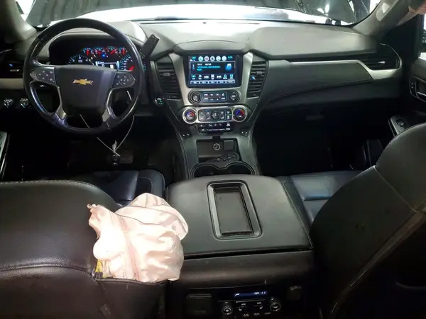 1GNSKHKC4JR276033 2018 CHEVROLET SUBURBAN - Image 8