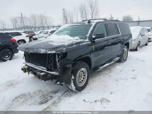 1GNSKHKC4JR325618 2018 CHEVROLET SUBURBAN - Image 2