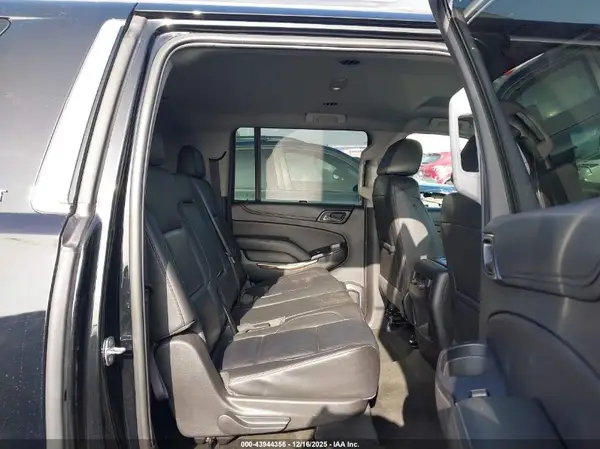 1GNSKHKC4JR349157 2018 CHEVROLET SUBURBAN - Image 8