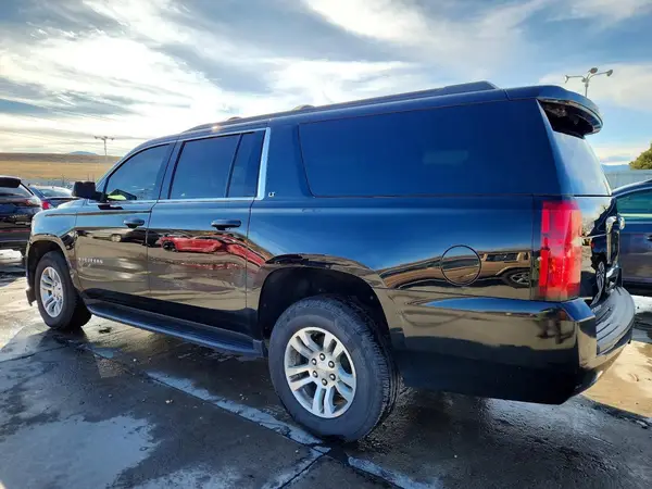 1GNSKHKC4KR115022 2019 CHEVROLET SUBURBAN - Image 2