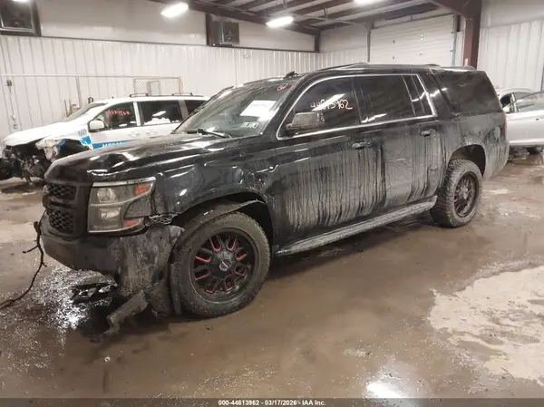 1GNSKHKC4KR123539 2019 CHEVROLET SUBURBAN - Image 2