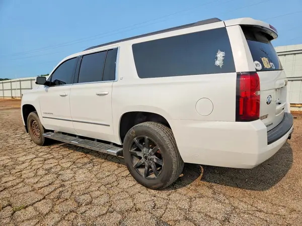 1GNSKHKC4KR217064 2019 CHEVROLET SUBURBAN - Image 2