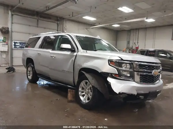 1GNSKHKC4KR289284 2019 CHEVROLET SUBURBAN - Image 1