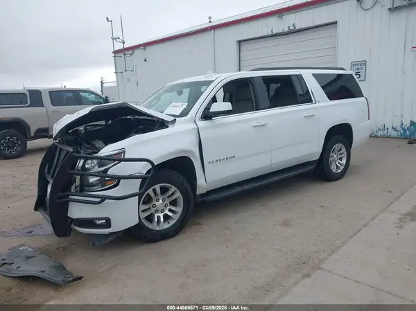 1GNSKHKC4KR353467 2019 CHEVROLET SUBURBAN - Image 2