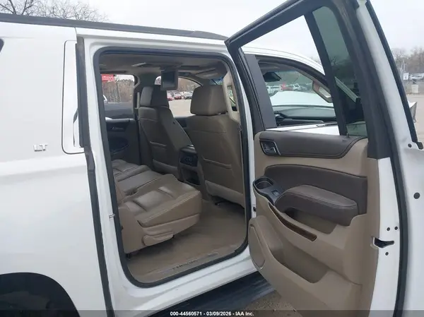 1GNSKHKC4KR353467 2019 CHEVROLET SUBURBAN - Image 8