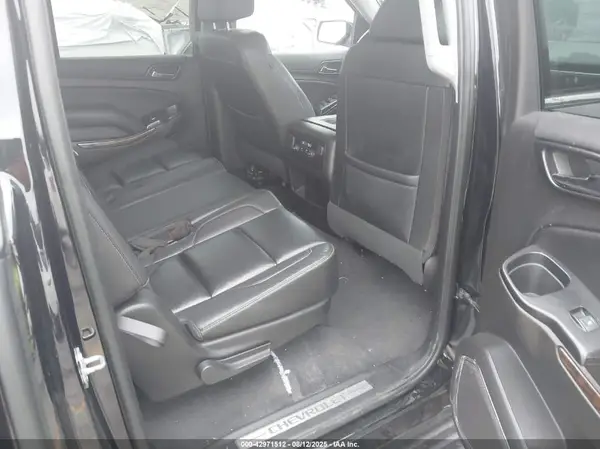 1GNSKHKC4LR100456 2020 CHEVROLET SUBURBAN - Image 8