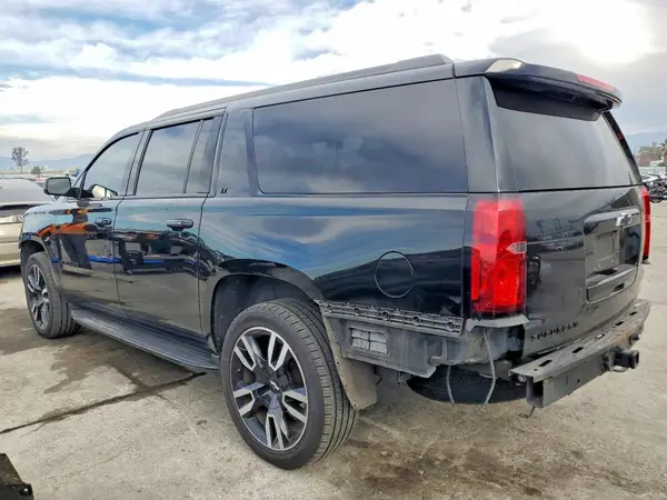 1GNSKHKC4LR184357 2020 CHEVROLET SUBURBAN - Image 2