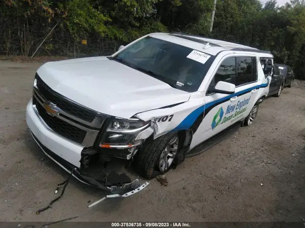 1GNSKHKC4LR218779 2020 CHEVROLET SUBURBAN - Image 2