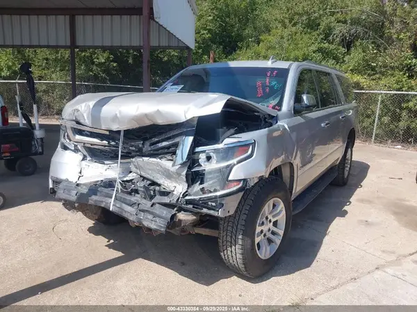1GNSKHKC5GR217078 2016 CHEVROLET SUBURBAN - Image 2