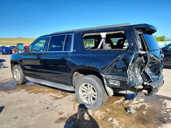 1GNSKHKC5GR330321 2016 CHEVROLET SUBURBAN - Image 2