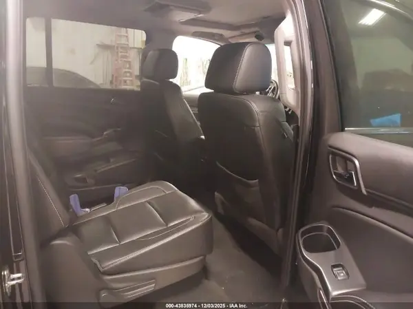 1GNSKHKC5GR359009 2016 CHEVROLET SUBURBAN - Image 8