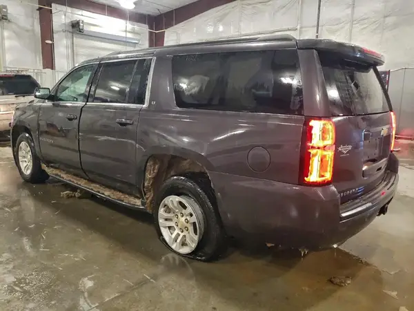1GNSKHKC5HR158227 2017 CHEVROLET SUBURBAN - Image 2