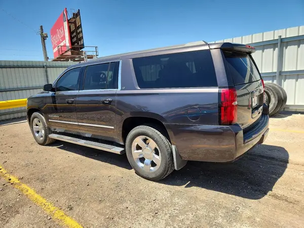 1GNSKHKC5HR159474 2017 CHEVROLET SUBURBAN - Image 2