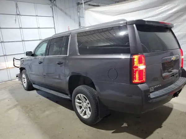 1GNSKHKC5HR165128 2017 CHEVROLET SUBURBAN - Image 2