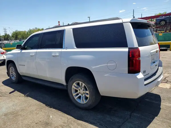 1GNSKHKC5HR243553 2017 CHEVROLET SUBURBAN - Image 2