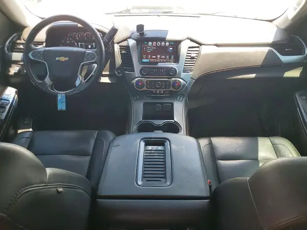 1GNSKHKC5HR243553 2017 CHEVROLET SUBURBAN - Image 8