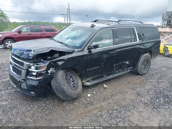 1GNSKHKC5HR268159 2017 CHEVROLET SUBURBAN - Image 2