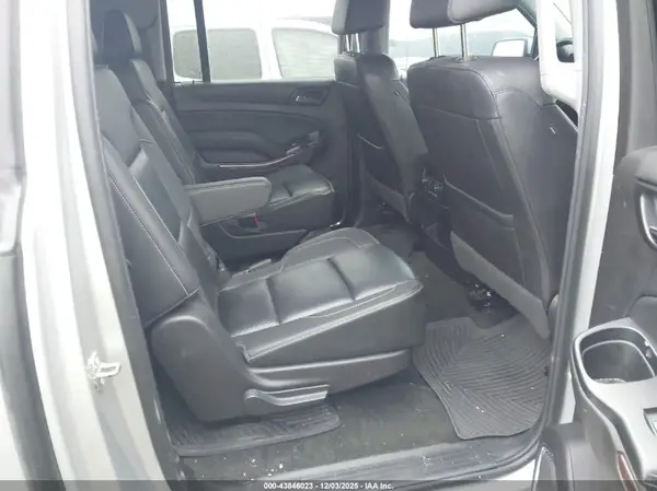 1GNSKHKC5HR282269 2017 CHEVROLET SUBURBAN - Image 8