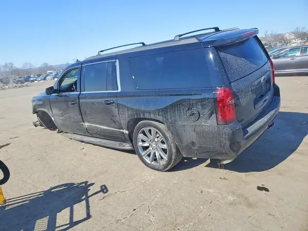 1GNSKHKC5HR322513 2017 CHEVROLET SUBURBAN - Image 2