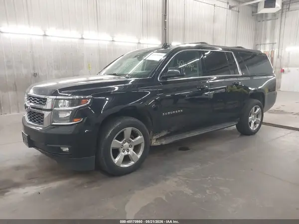 1GNSKHKC5HR345550 2017 CHEVROLET SUBURBAN - Image 2