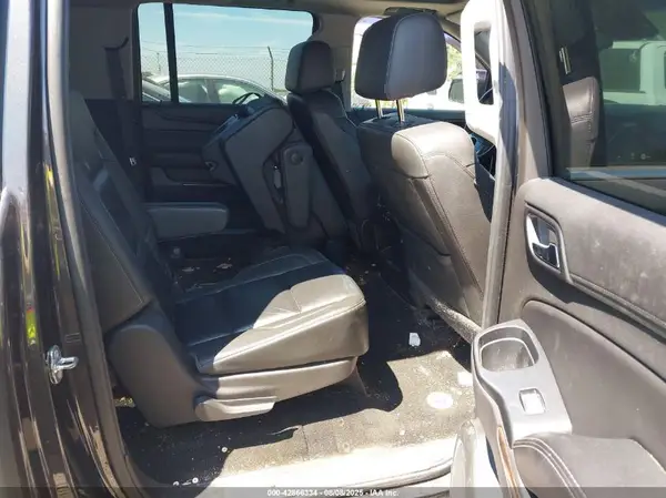 1GNSKHKC5HR408307 2017 CHEVROLET SUBURBAN - Image 8