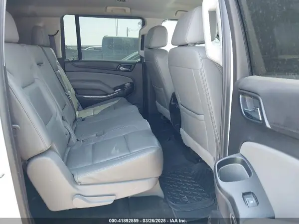 1GNSKHKC5JR104240 2018 CHEVROLET SUBURBAN - Image 8