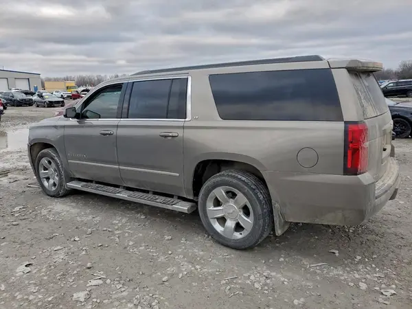 1GNSKHKC5JR219467 2018 CHEVROLET SUBURBAN - Image 2