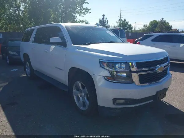 1GNSKHKC5JR246118 2018 CHEVROLET SUBURBAN - Image 1