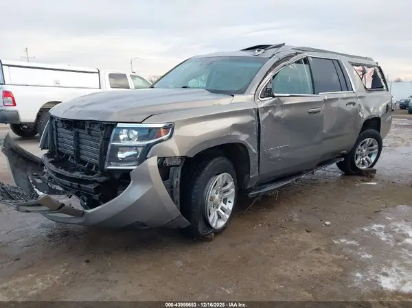 1GNSKHKC5KR199738 2019 CHEVROLET SUBURBAN - Image 2