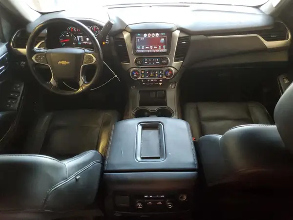 1GNSKHKC5KR202265 2019 CHEVROLET SUBURBAN - Image 8