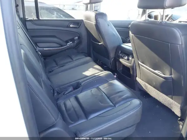 1GNSKHKC5KR289603 2019 CHEVROLET SUBURBAN - Image 8
